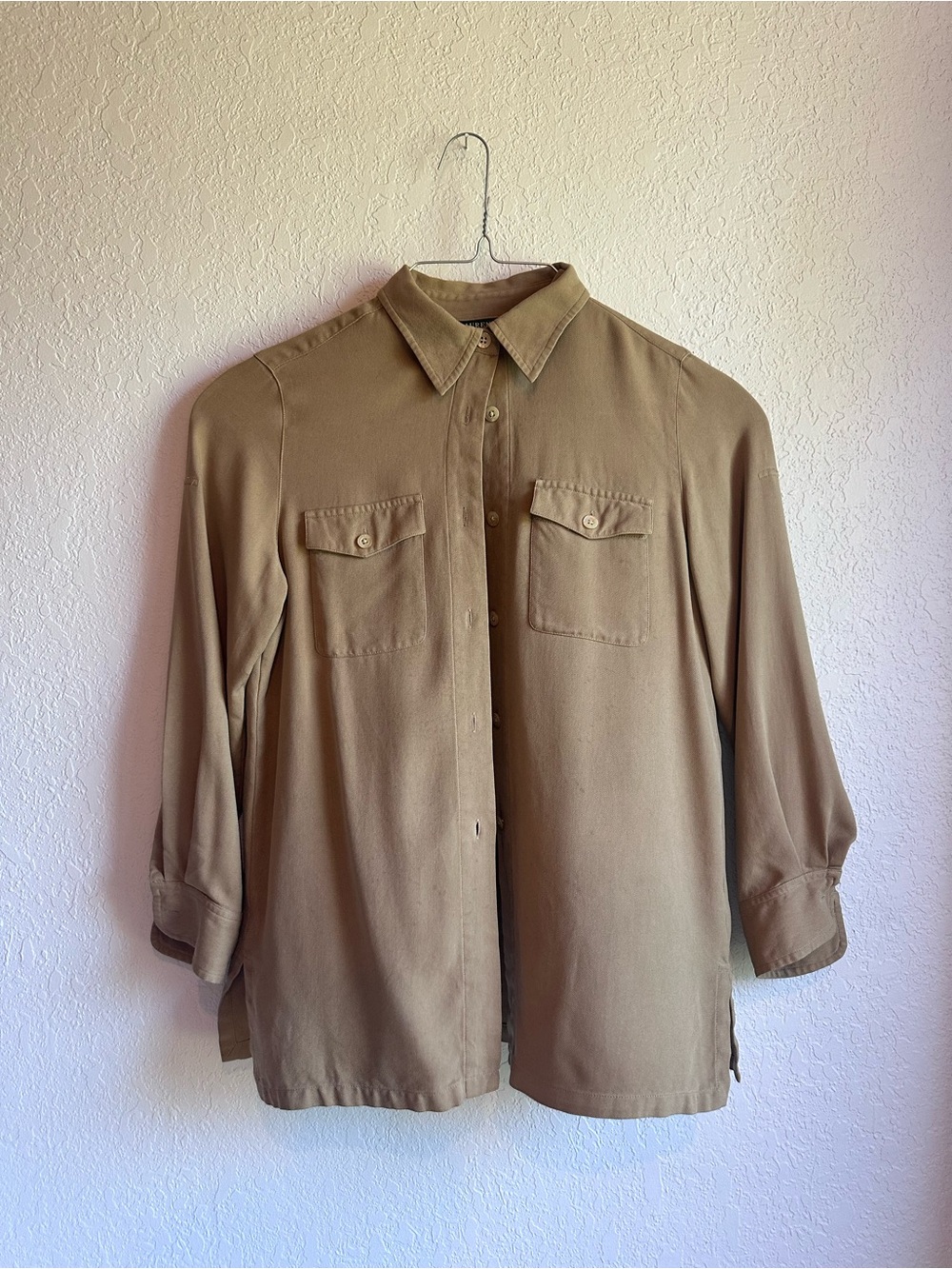Lauren Ralph Lauren Button-Up Shirt Jacket in Khaki 100% silk